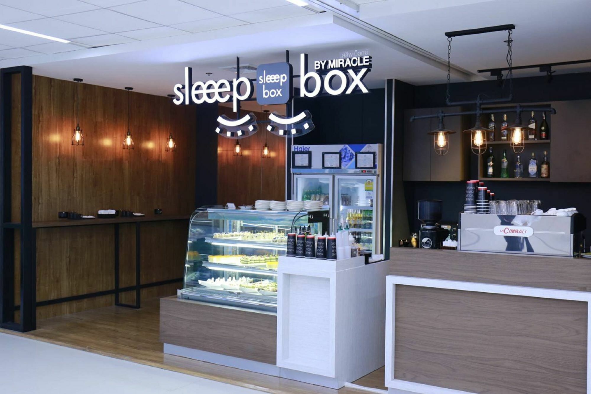 Sleep Box By Miracle -Booked On Hourly Basis Hostel Bangkok Luaran gambar